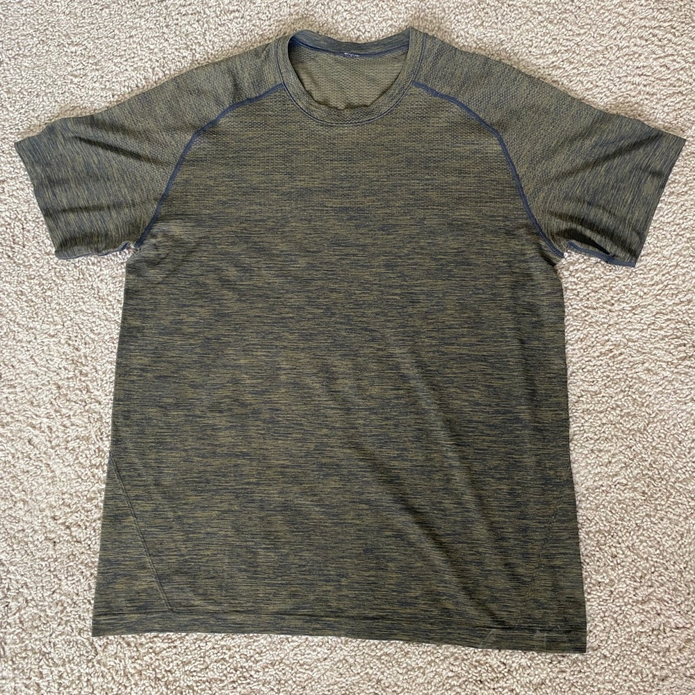 Lululemon Metal Vent Tech Shirt
